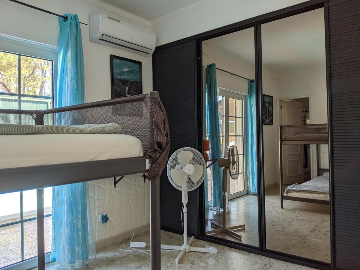 Dolphin House Hostel Фару Екстер'єр фото