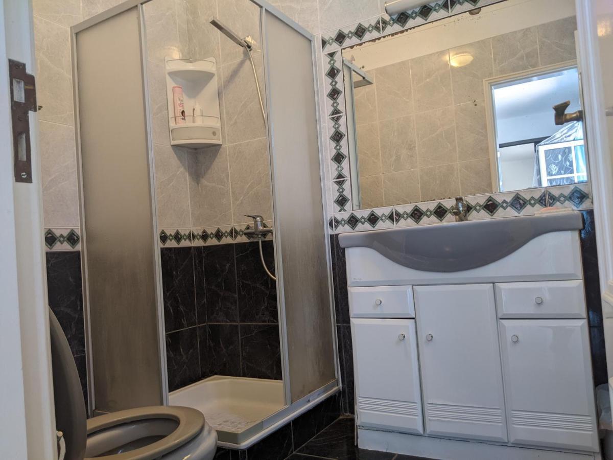 Dolphin House Hostel Фару Екстер'єр фото