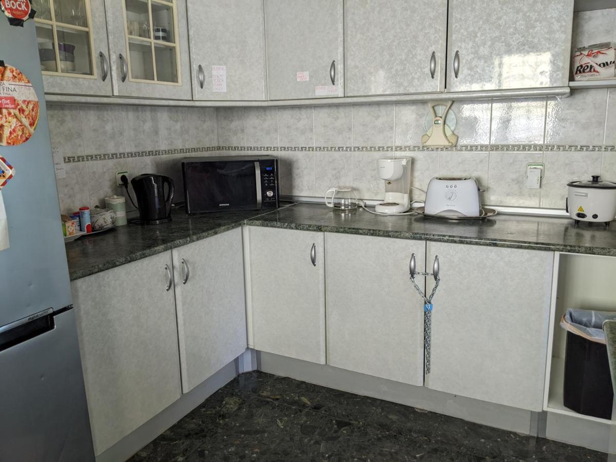Dolphin House Hostel Фару Екстер'єр фото